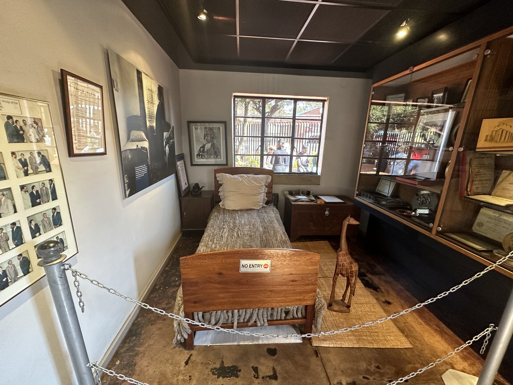 Scott Hanselman 👸🏽🐝🌮: \, image size:1663x1247